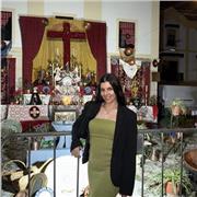 Chica universitaria cursando grado en Trabajo Social, con experiencia dando clases particulares a primaria
